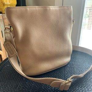 Coach Vintage PRISTINE Sonoma Ivory Crossbody 4907